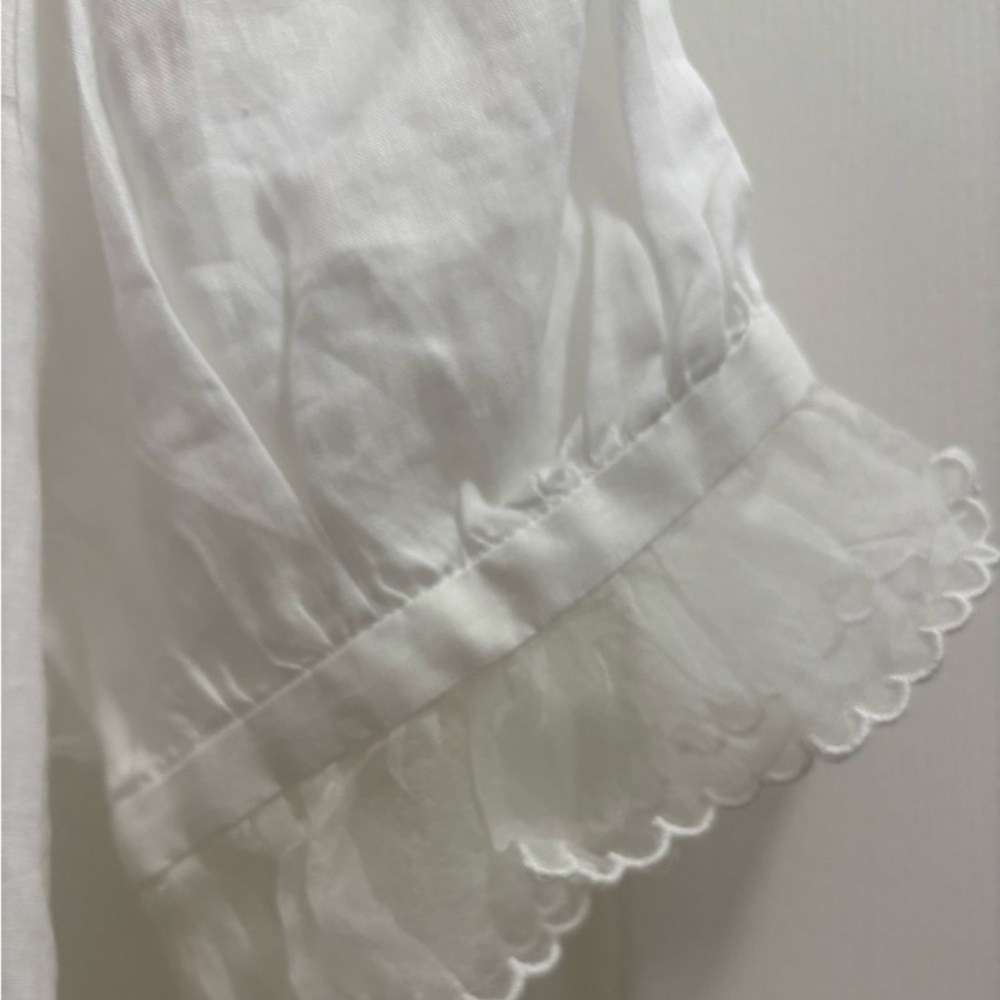 Doen White Ruffled Blouse - Picture 2 of 2